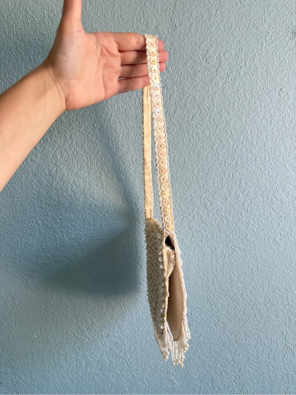 La Regale Ivory Beaded Fringe Shoulder Bag